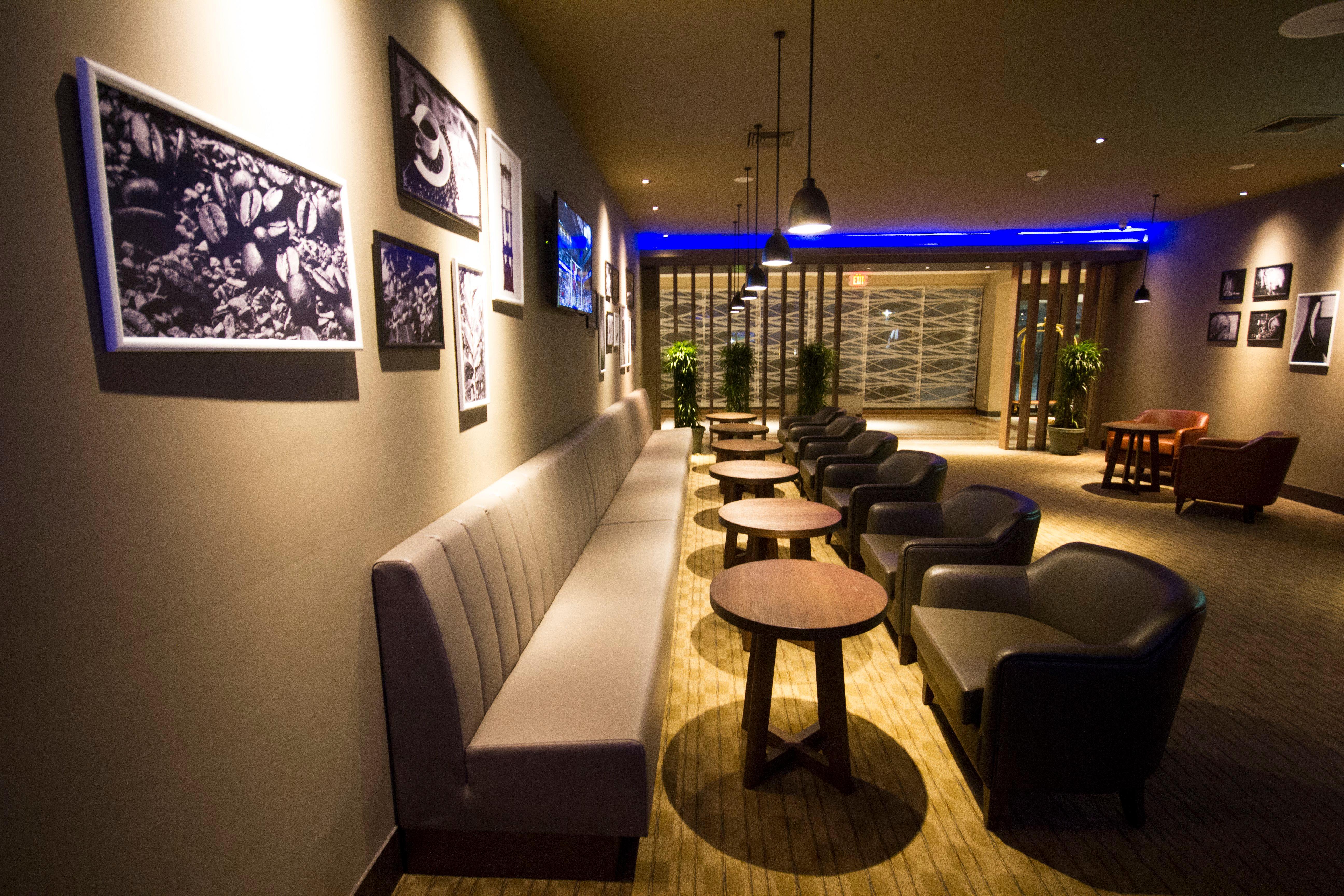 Hotel Crowne Plaza Managua By Ihg Exterior foto