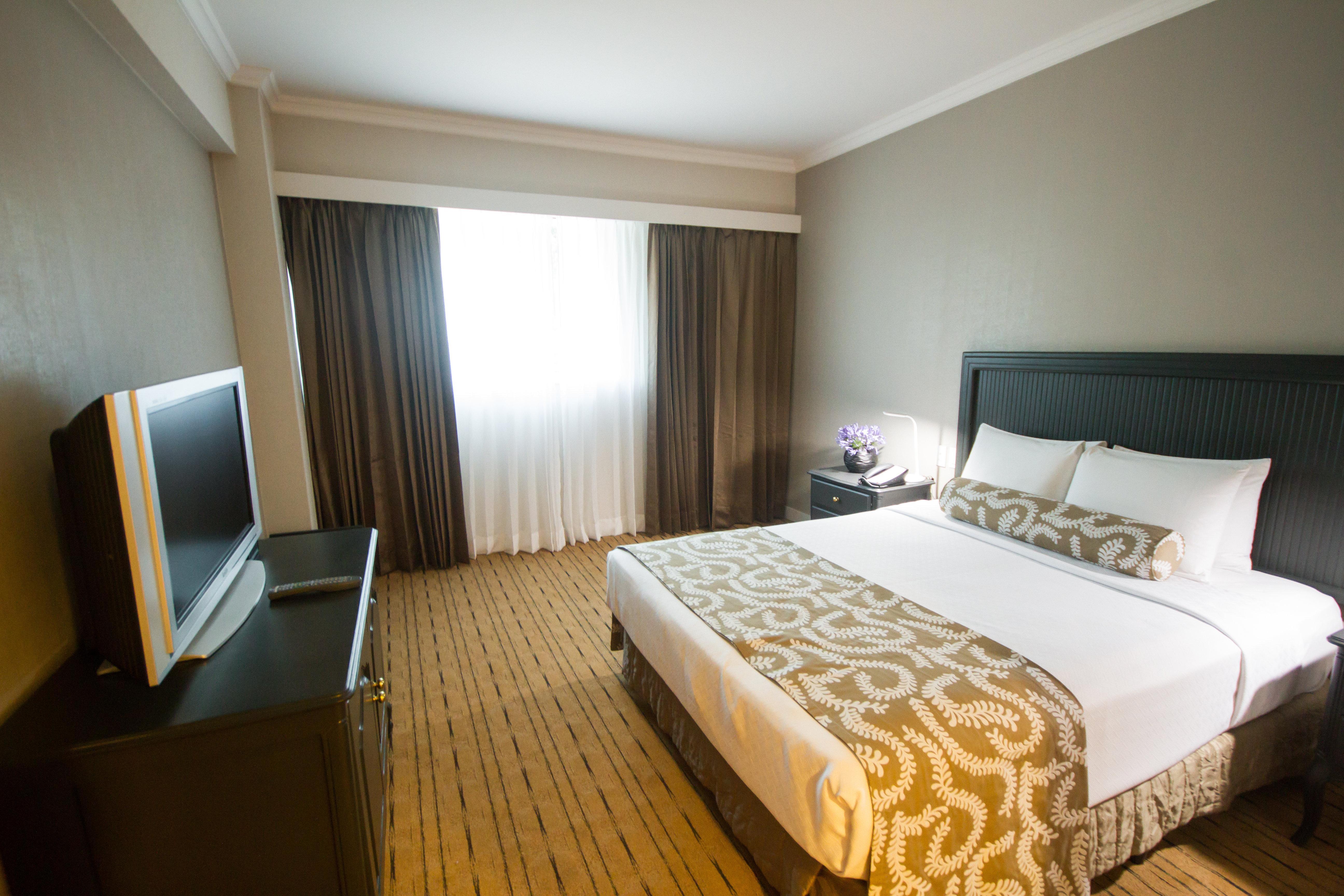 Hotel Crowne Plaza Managua By Ihg Exterior foto