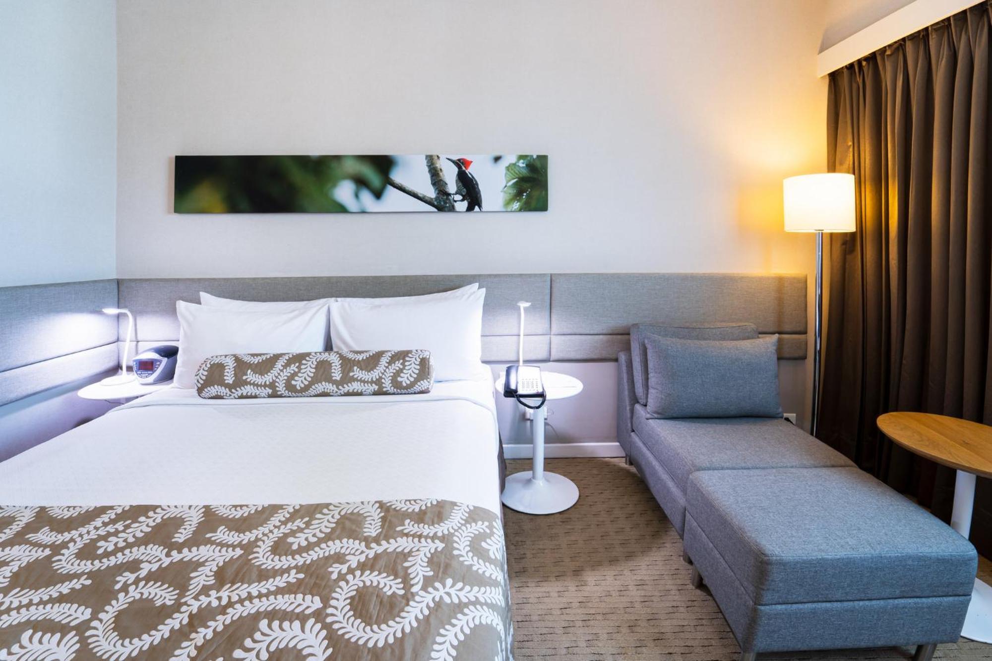 Hotel Crowne Plaza Managua By Ihg Exterior foto