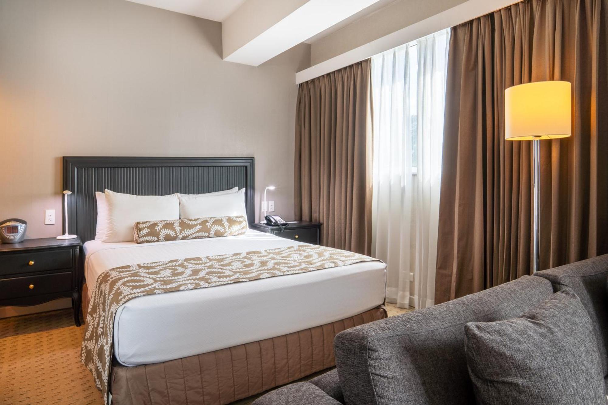 Hotel Crowne Plaza Managua By Ihg Exterior foto